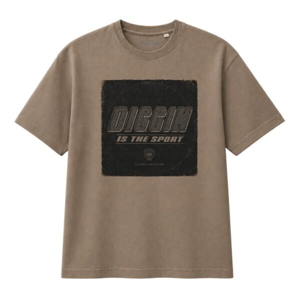 T-shirt oversize digger taupe break mockup
